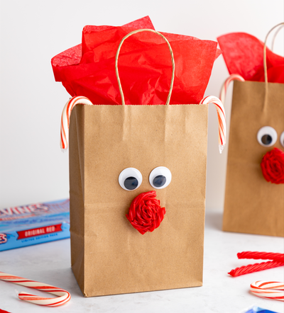 Red Vines Reindeer Treat Bags holiday craft